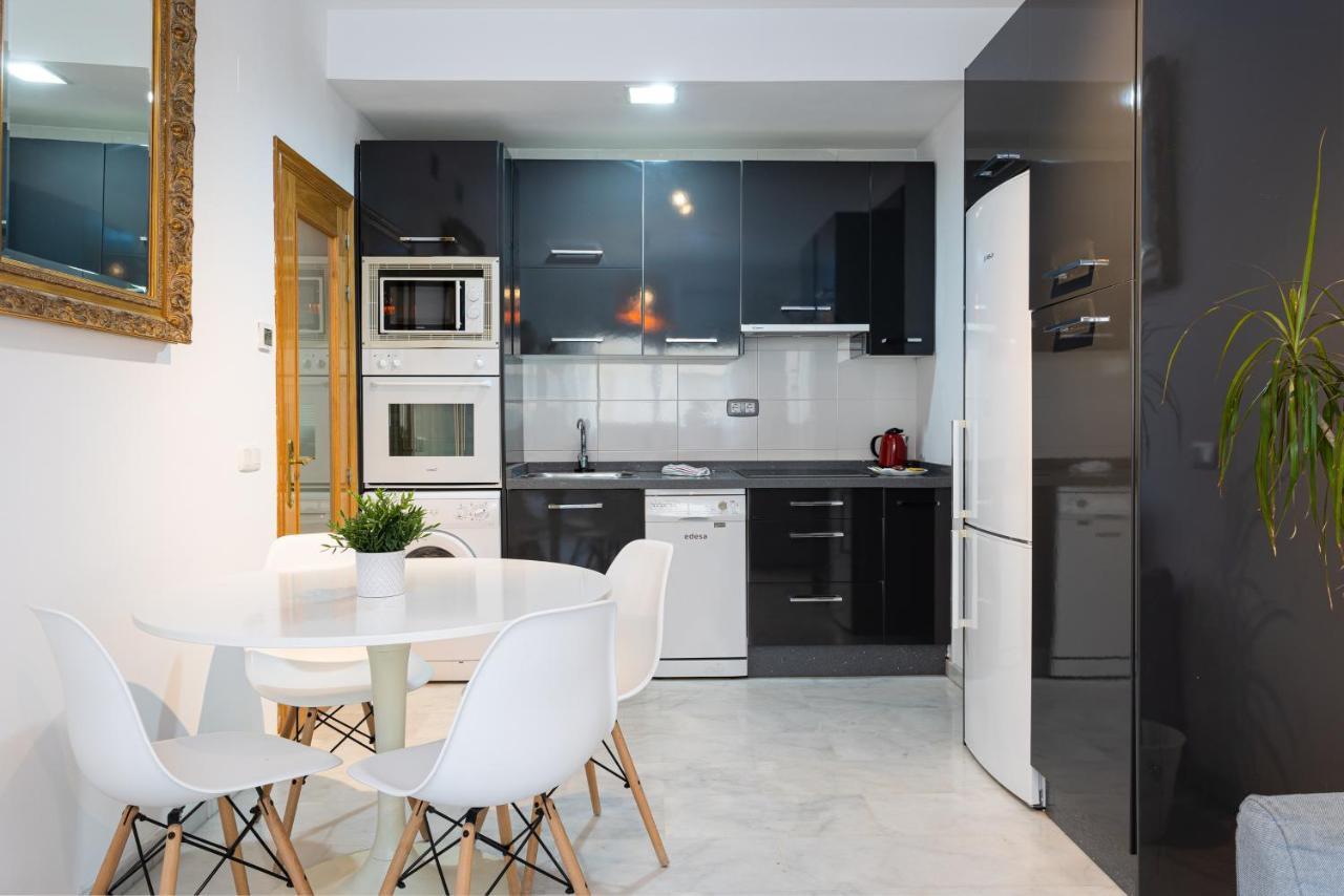 Holidays2malaga Carrera Capuchinos Free Parking Aircon Downtown Lejlighed *