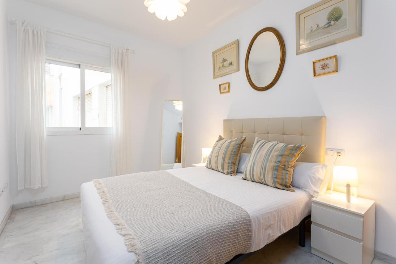 Lejlighed Holidays2malaga Carrera Capuchinos Free Parking Aircon Downtown *